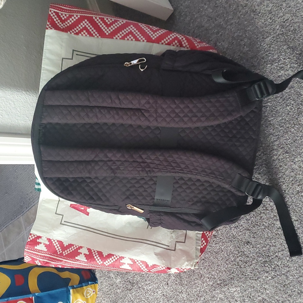 Backpack - Picture 2 of 8